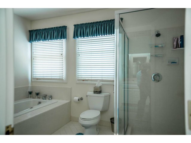 127 Dwight Road Burlingame, CA 94010 - Photo 18 of 24 Gallery Image 18