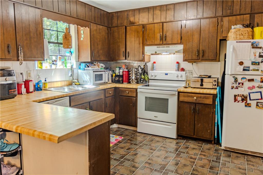 1482 Cassville Road Northwest Cartersville, GA 30121 - Photo 3 of 10