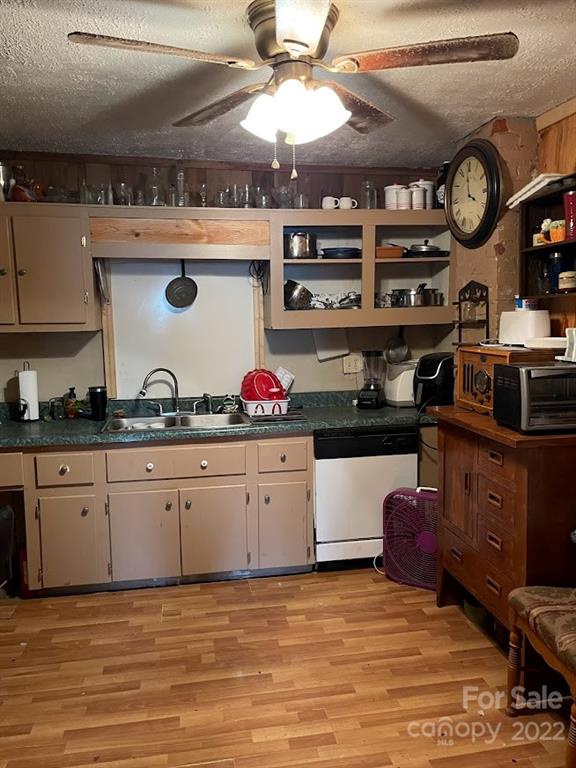 4869 Union Baptist Road Lenoir, NC 28645 - Photo 10 of 44 Gallery Image 10