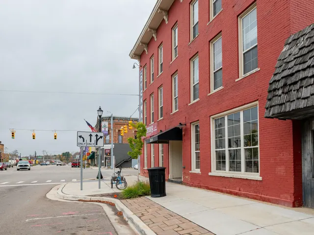 $145,000 | 201 East Michigan Avenue, Unit 2C, Paw Paw, MI 49079