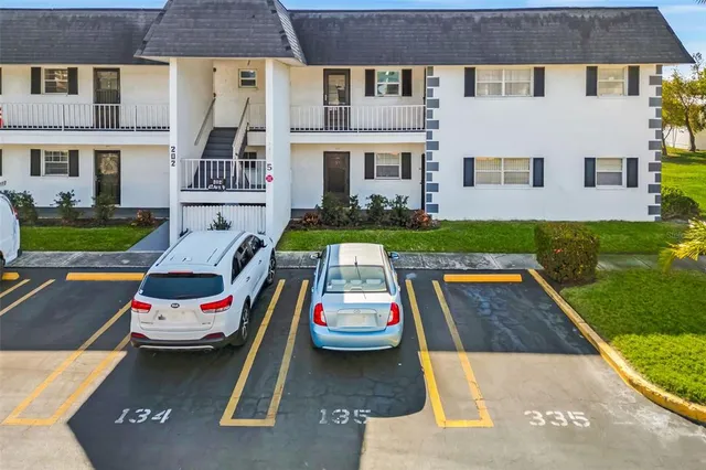 $99,000 | 202 47th Ave Drive West, Unit 334, Bradenton, FL 34207