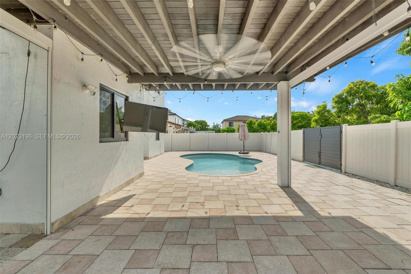 16125 Southwest 65th Lane Miami, FL 33193 - Photo 44 of 68