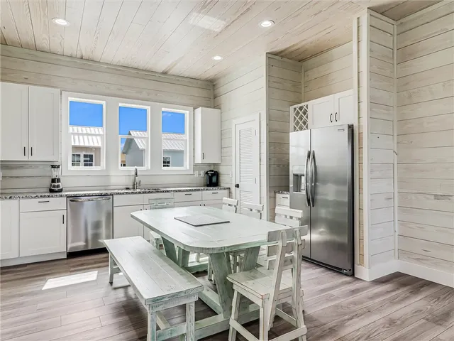 $699,000 | 167 Seven Palms Drive, Fulton, TX 78382