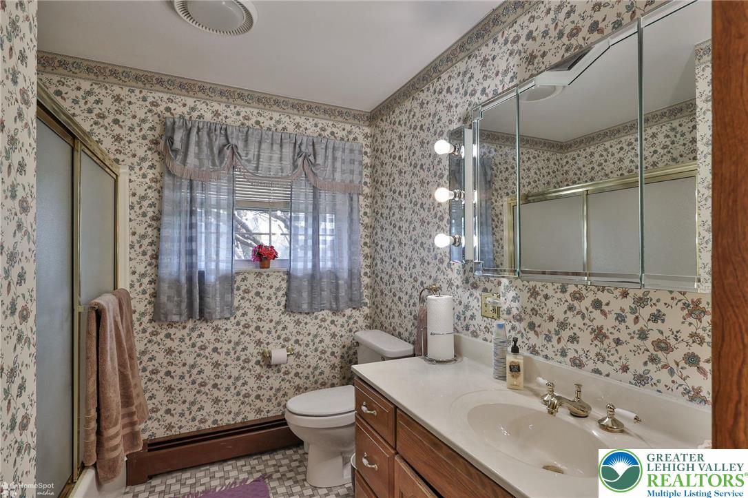 4514 Steuben Road Bethlehem, PA 18020 - Photo 25 of 67