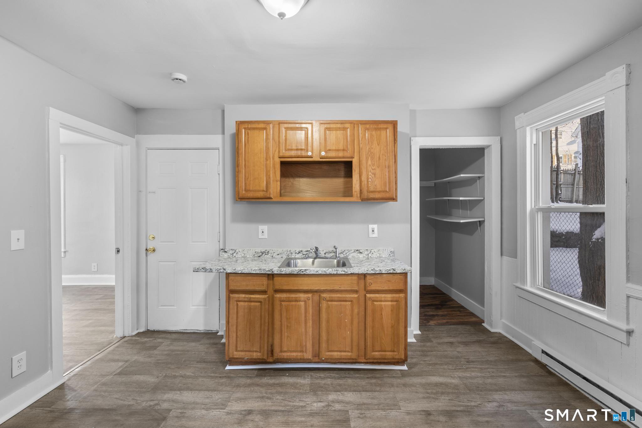 48 Dikeman Street Waterbury, CT 06704 - Photo 14 of 29
