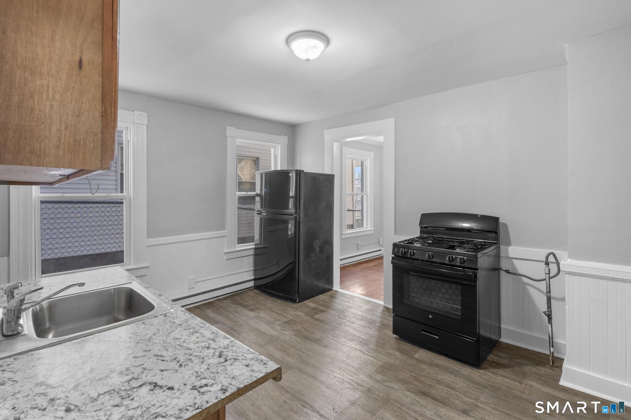 48 Dikeman Street Waterbury, CT 06704 - Photo 15 of 29