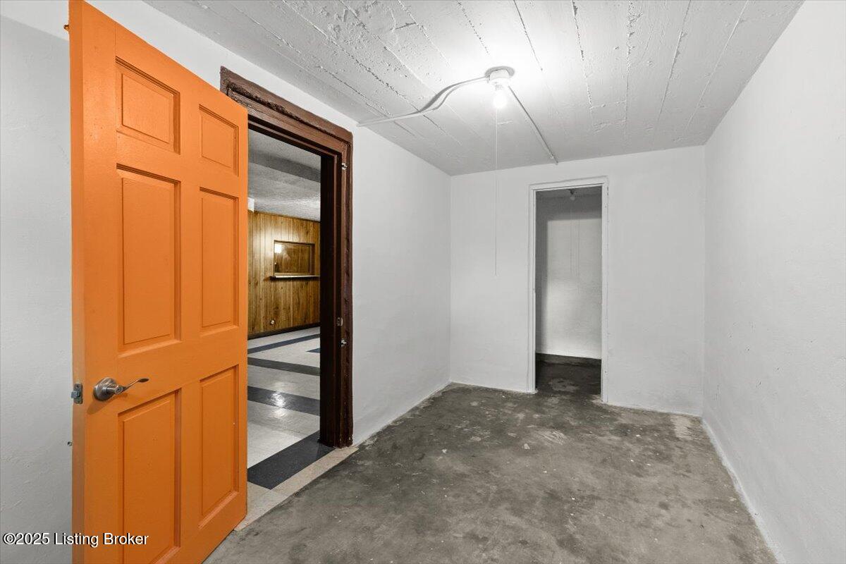 3904 Poplar Level Road Louisville, KY 40213 - Photo 27 of 41 27-3904 Poplar Level Rd-27