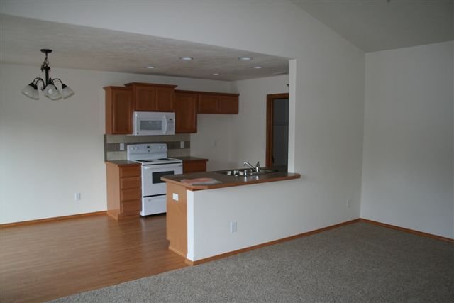 1402 South Bowdish Road Spokane Valley, WA 99206 - Photo 1 of 6