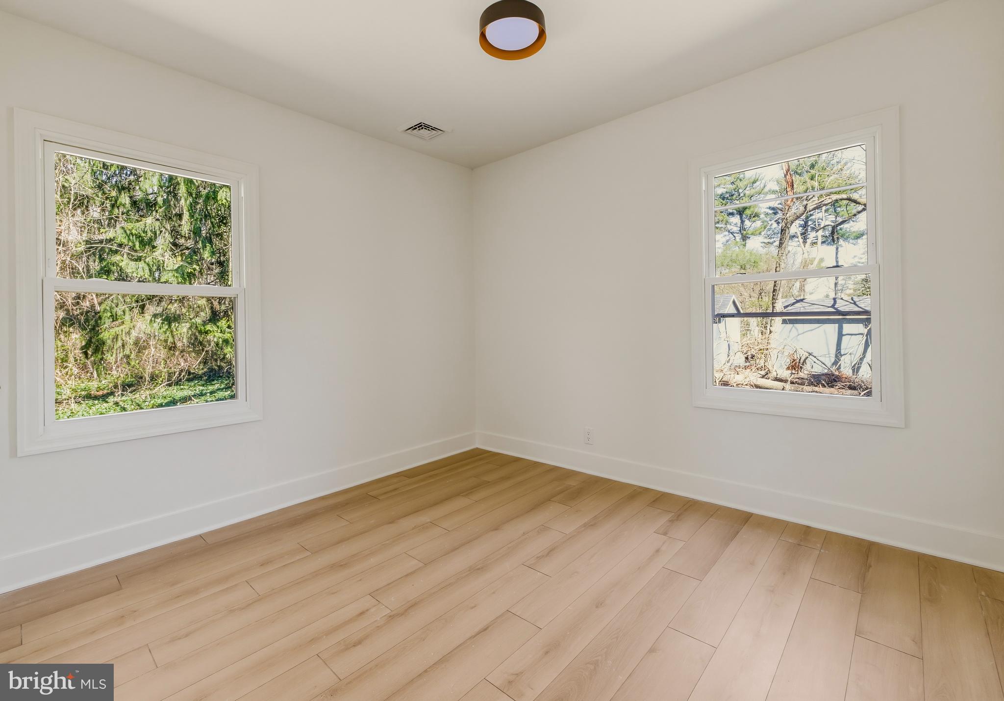 1256 Hurffville Road Woodbury, NJ 08096 - Photo 12 of 35