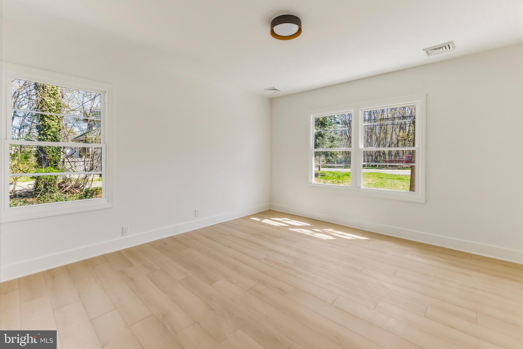 1256 Hurffville Road Woodbury, NJ 08096 - Photo 13 of 35