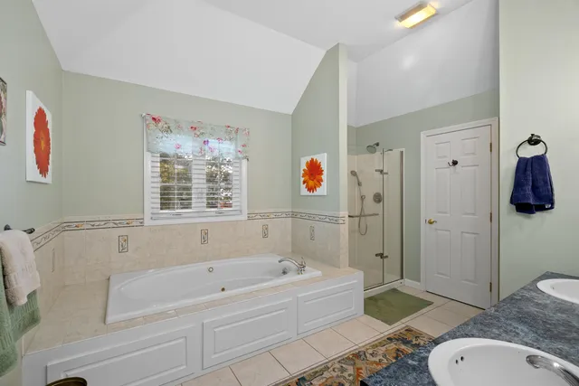 $869,900 | 17 Meredith Road, Salem, NH 03079