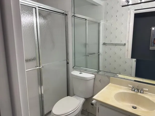 $140,000 | 13749 Flora Place, Unit B, Delray Beach, FL 33484