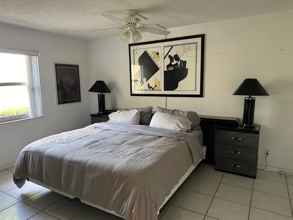 $140,000 | 13749 Flora Place, Unit B, Delray Beach, FL 33484