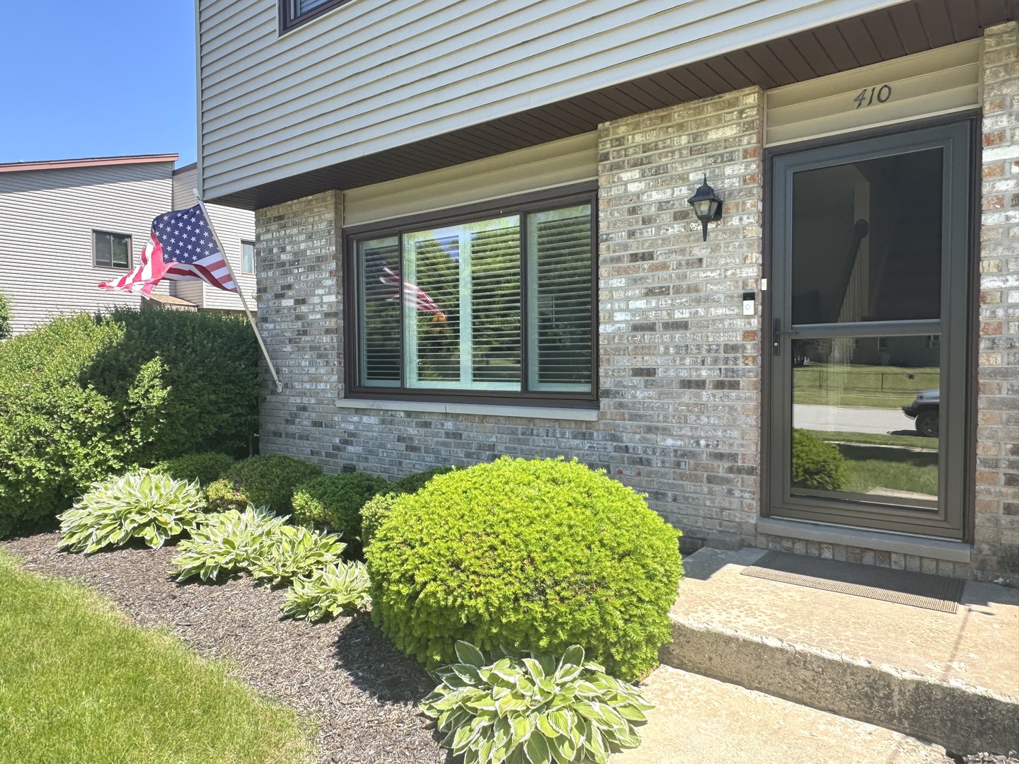 410 Circlegate Road, Unit 410 New Lenox, IL 60451 - Photo 3 of 24