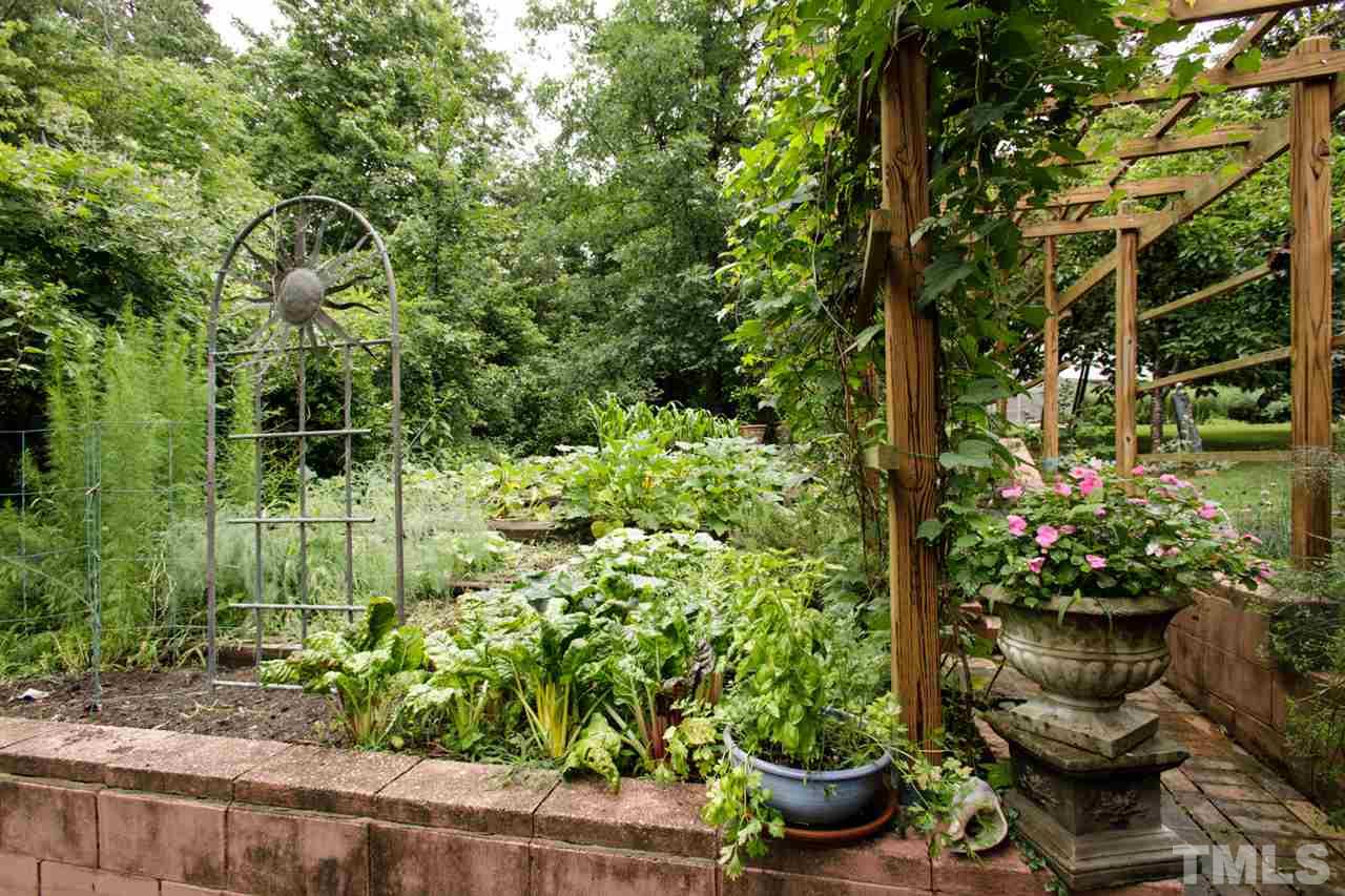 1114 Woodburn Road Durham, NC 27705 - Photo 28 of 30 Gallery Image 28