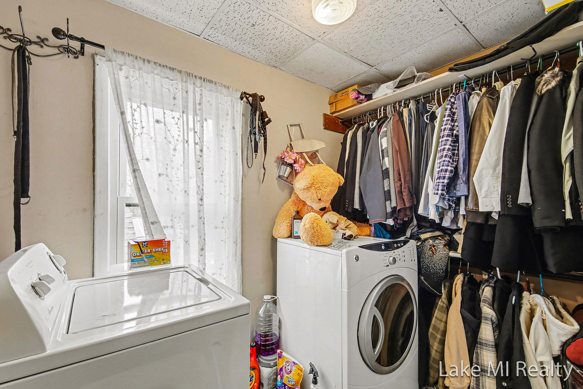 1053 3rd Street Northwest Grand Rapids, MI 49504 - Photo 26 of 49 IMG_6094