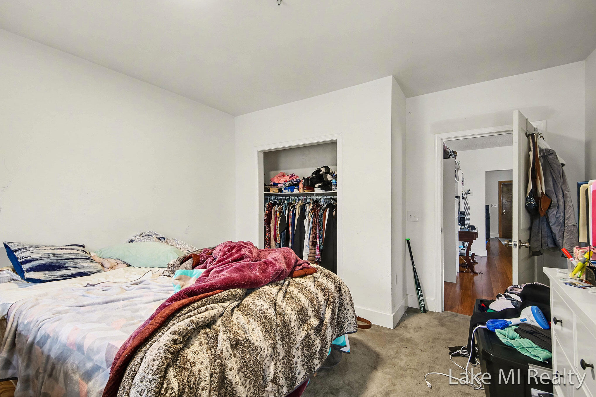 1053 3rd Street Northwest Grand Rapids, MI 49504 - Photo 31 of 49 IMG_6024