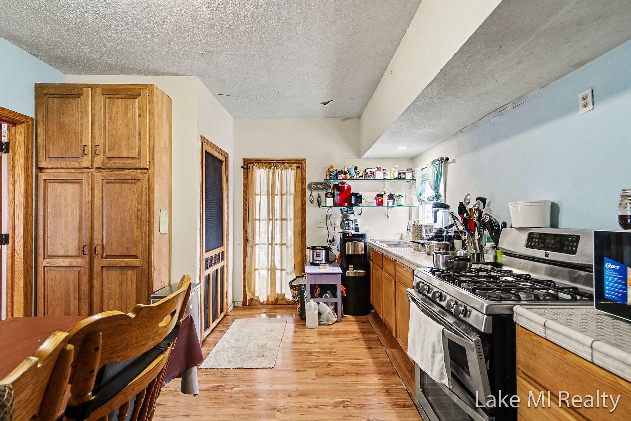 1053 3rd Street Northwest Grand Rapids, MI 49504 - Photo 9 of 49 IMG_6109