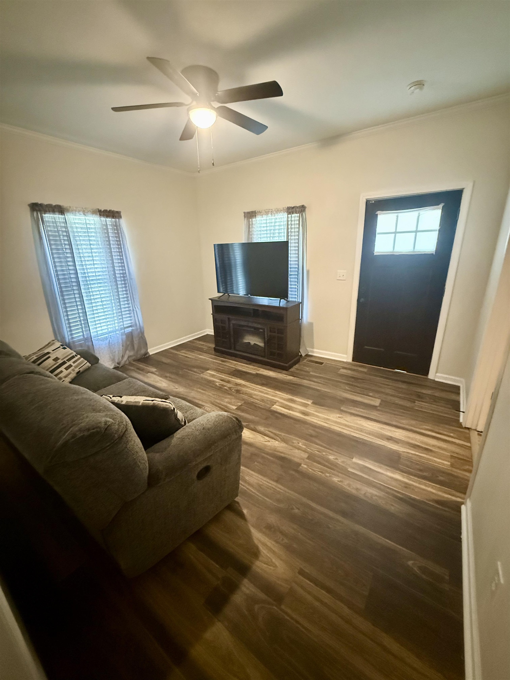 202 Spruce Street Gaffney, SC 29340 - Photo 3 of 15