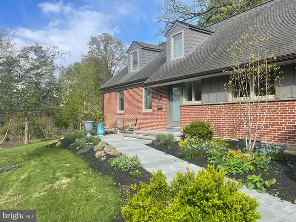 $1,200,000 | 8862 Norwood Avenue, Philadelphia, PA 19118