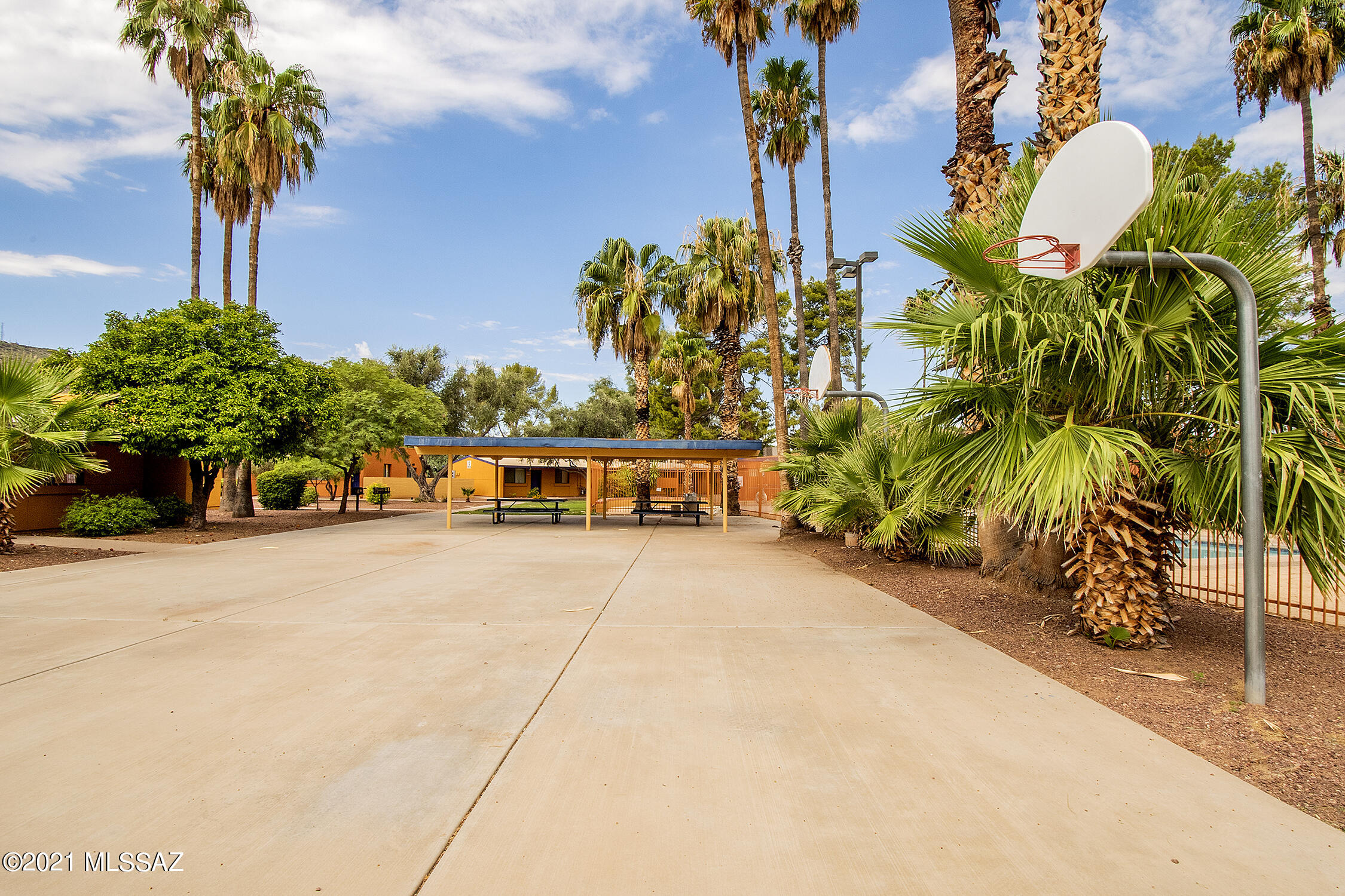 350 North Silverbell Road, Unit 76 Tucson, AZ 85745 - Photo 15 of 26