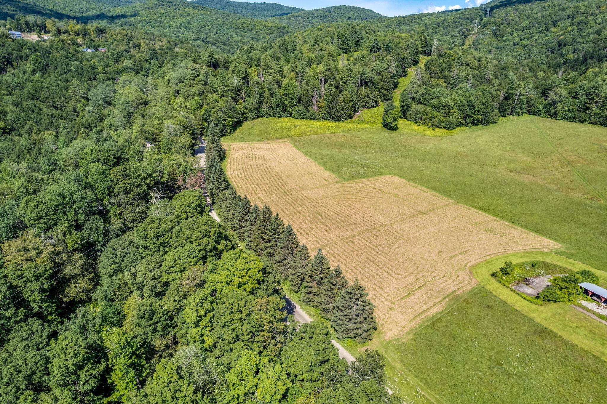 2739 Crossett Hill Road, Unit 4 Duxbury, VT 05676 - Photo 16 of 32