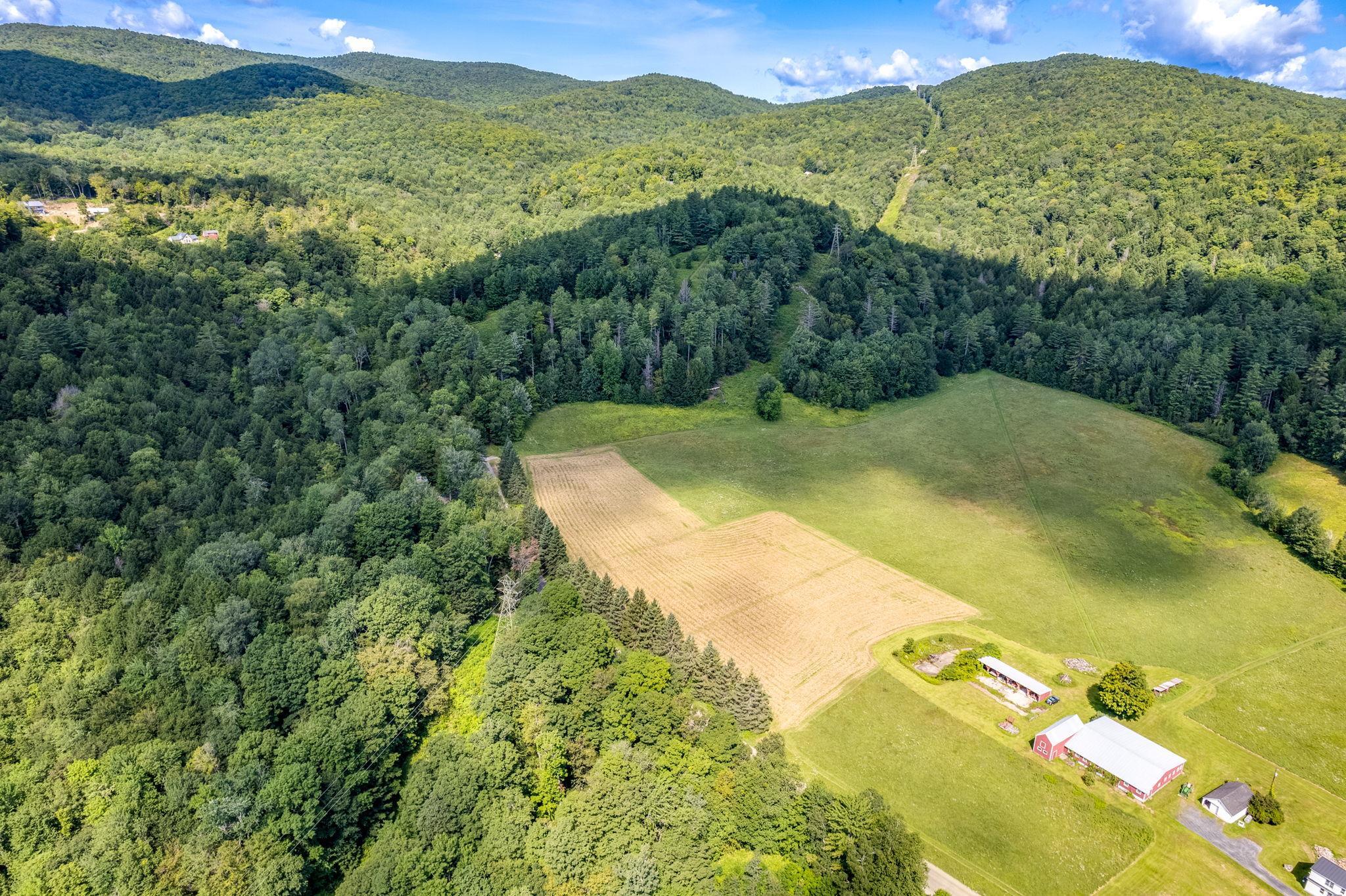 2739 Crossett Hill Road, Unit 4 Duxbury, VT 05676 - Photo 8 of 32
