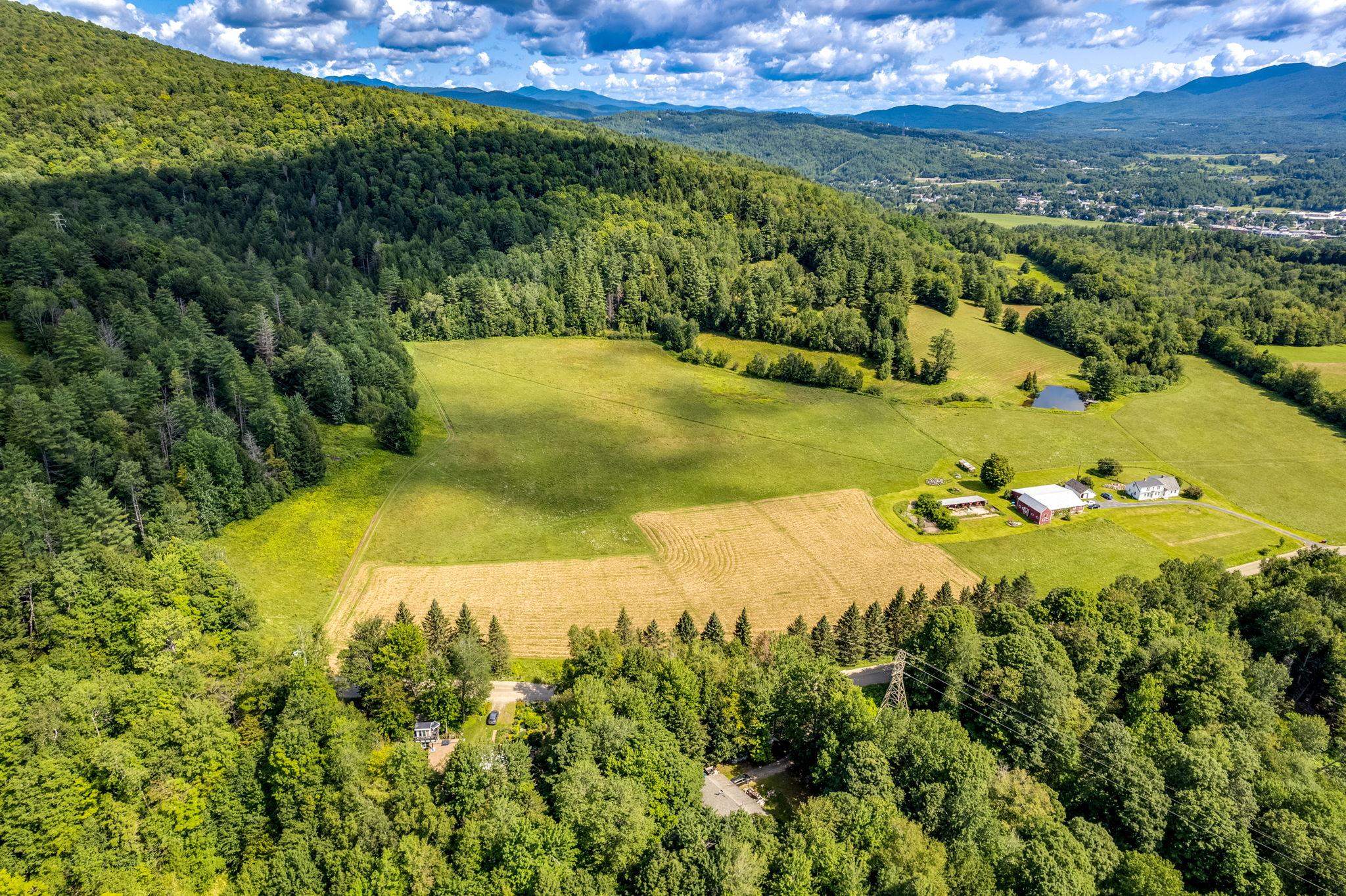 2739 Crossett Hill Road, Unit 4 Duxbury, VT 05676 - Photo 9 of 32