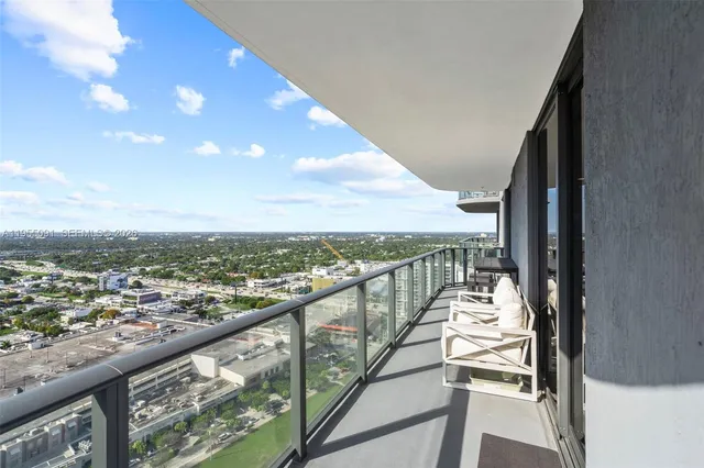 $625,000 | 121 Northeast 34th Street, Unit 3001, Miami, FL 33137