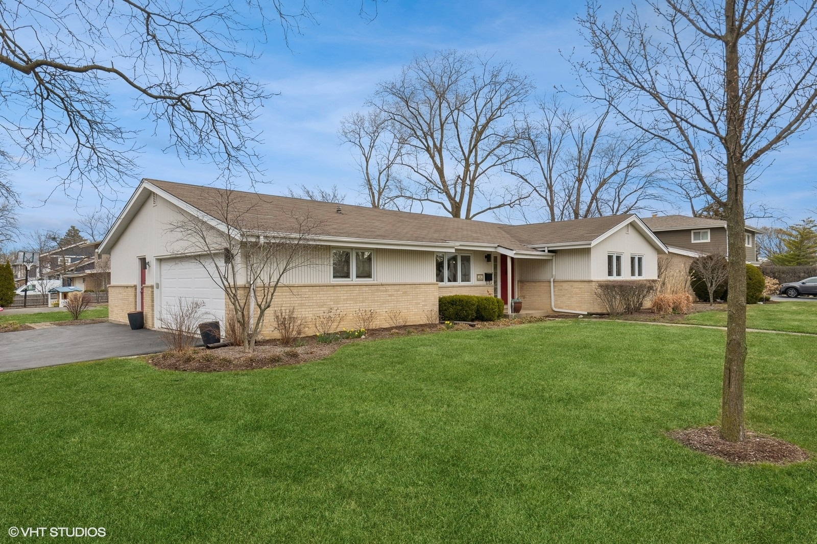18 Ferndale Road Deerfield, IL 60015 - Photo 2 of 21
