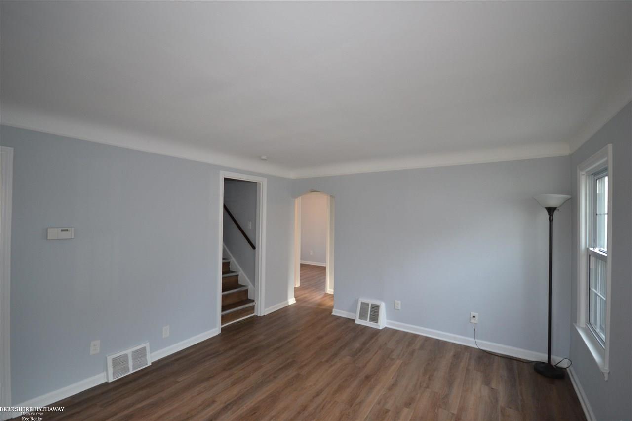 3180 Wakefield Road Berkley, MI 48072 - Photo 9 of 31