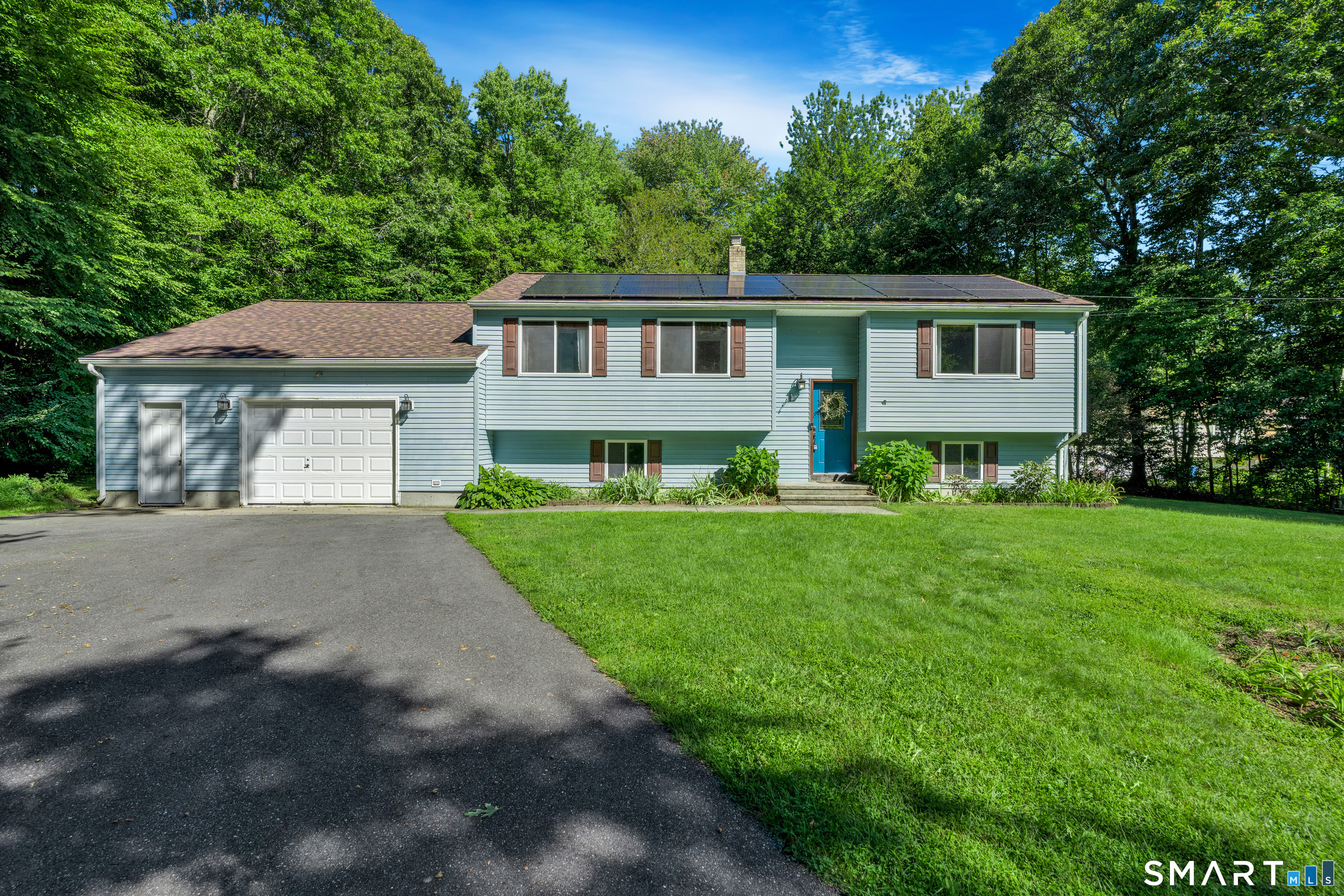 49 Doubleday Road Columbia, CT 06237 - Photo 3 of 40 Gallery Image 3