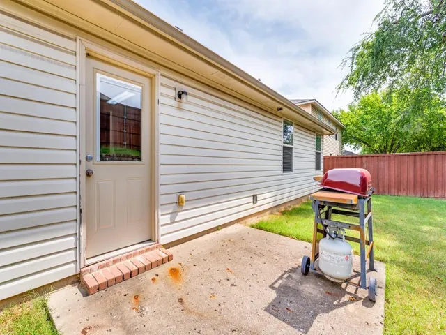 $318,000 | 5305 Mountain Pointe Drive, McKinney, TX 75071