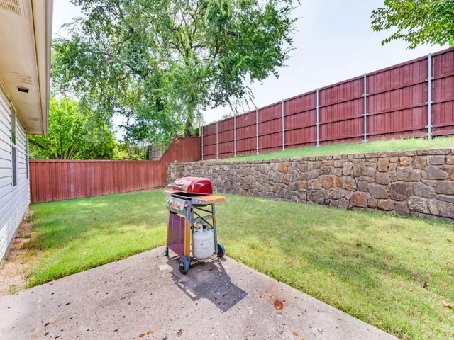 $318,000 | 5305 Mountain Pointe Drive, McKinney, TX 75071