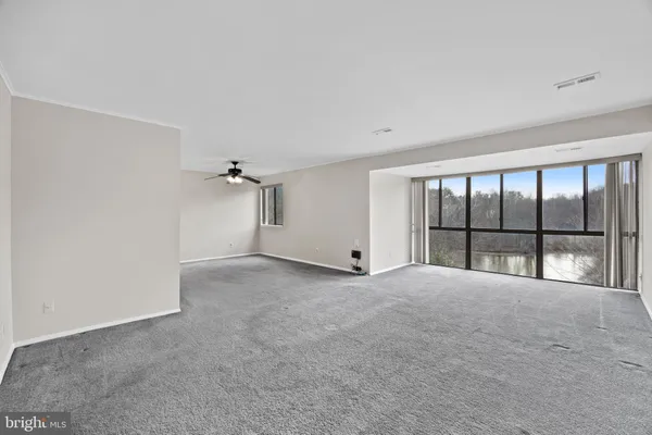 $2,295 | 10118 Little Pond Place, Unit 5, Montgomery Village, MD 20886