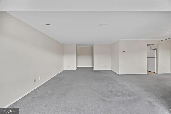 $2,295 | 10118 Little Pond Place, Unit 5, Montgomery Village, MD 20886