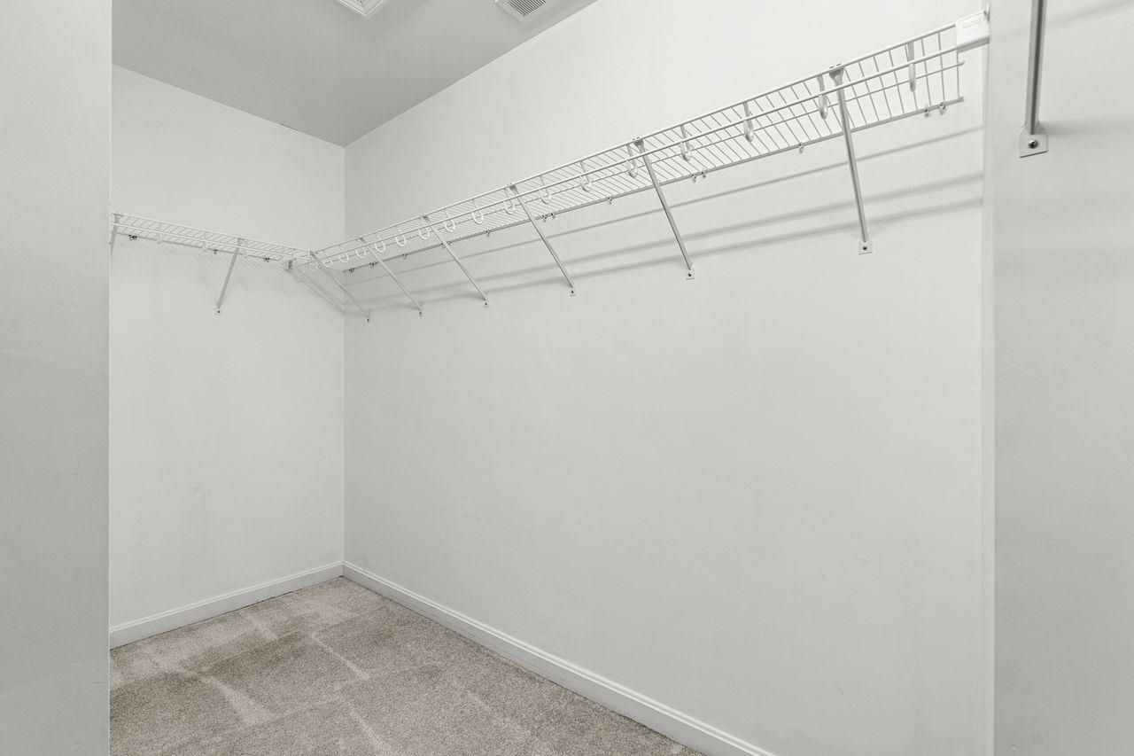 211 Woodview Way Manchester, NH 03102 - Photo 19 of 46