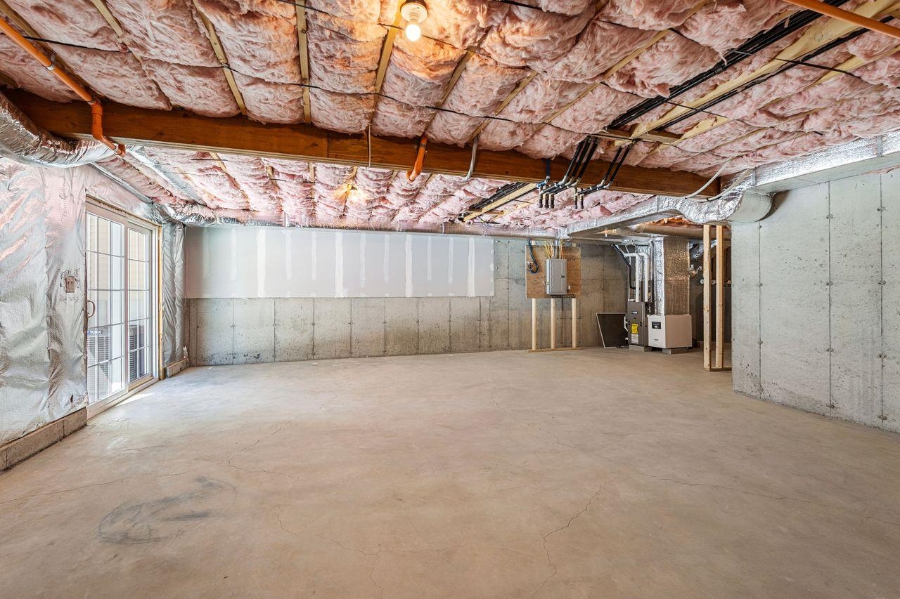 211 Woodview Way Manchester, NH 03102 - Photo 30 of 46