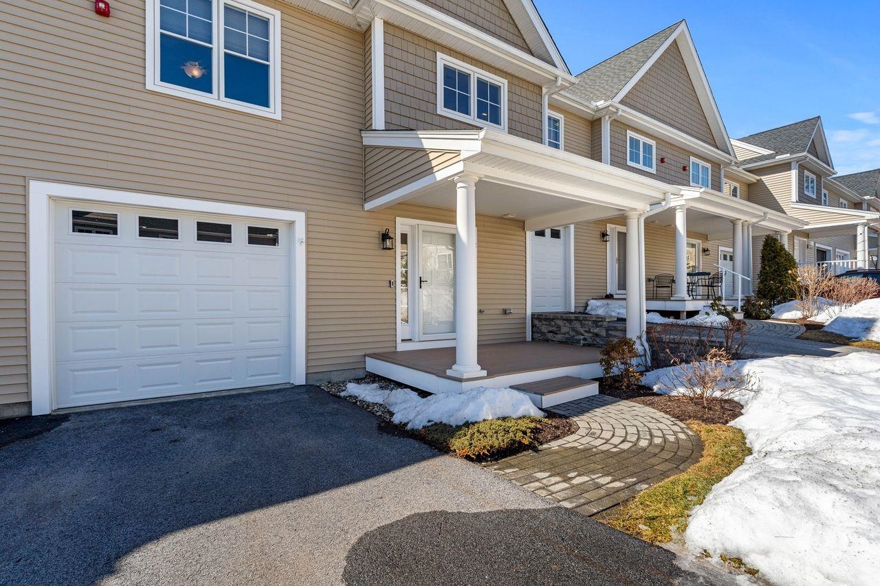 211 Woodview Way Manchester, NH 03102 - Photo 34 of 46