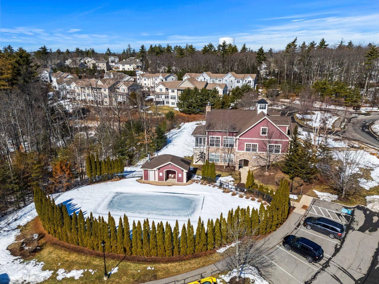 211 Woodview Way Manchester, NH 03102 - Photo 38 of 46