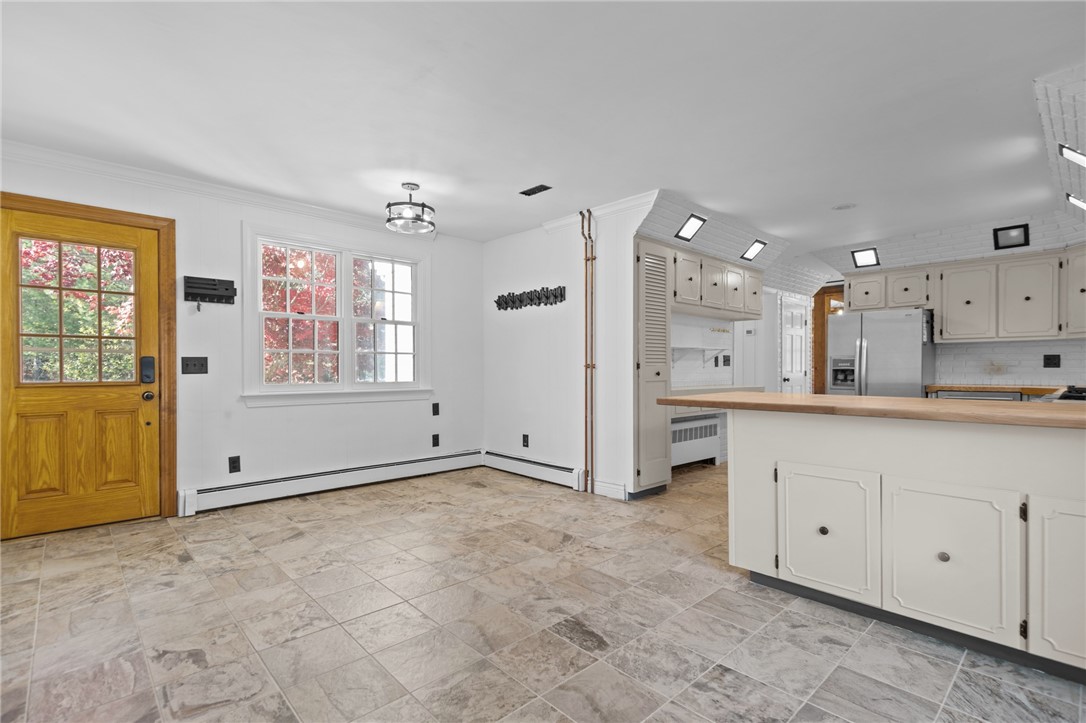 477 Hope Furnace Road Coventry, RI 02831 - Photo 19 of 50