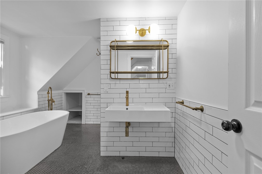 477 Hope Furnace Road Coventry, RI 02831 - Photo 37 of 50