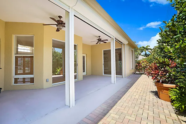 $755,000 | 227 Shorewood Way, Jupiter, FL 33458