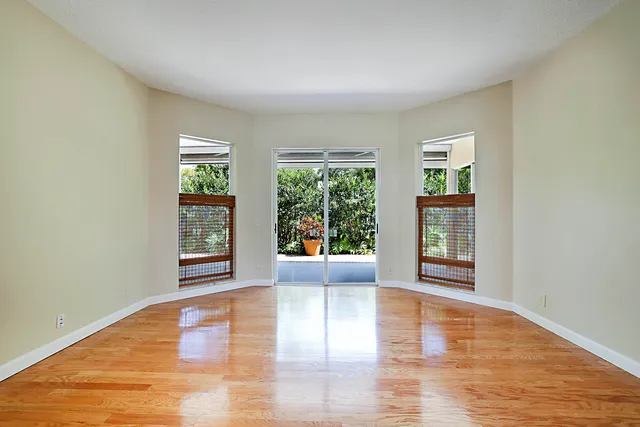 $755,000 | 227 Shorewood Way, Jupiter, FL 33458