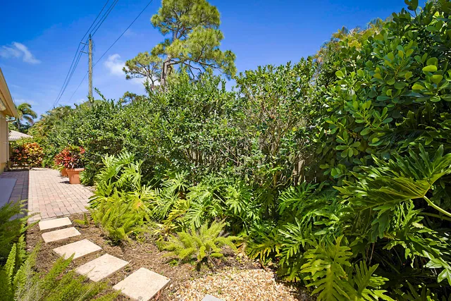 $755,000 | 227 Shorewood Way, Jupiter, FL 33458