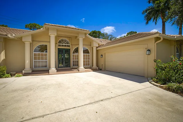 $755,000 | 227 Shorewood Way, Jupiter, FL 33458