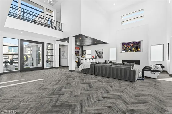 $20,000 | 11489 Opal Spgs Way, Las Vegas, NV 89135