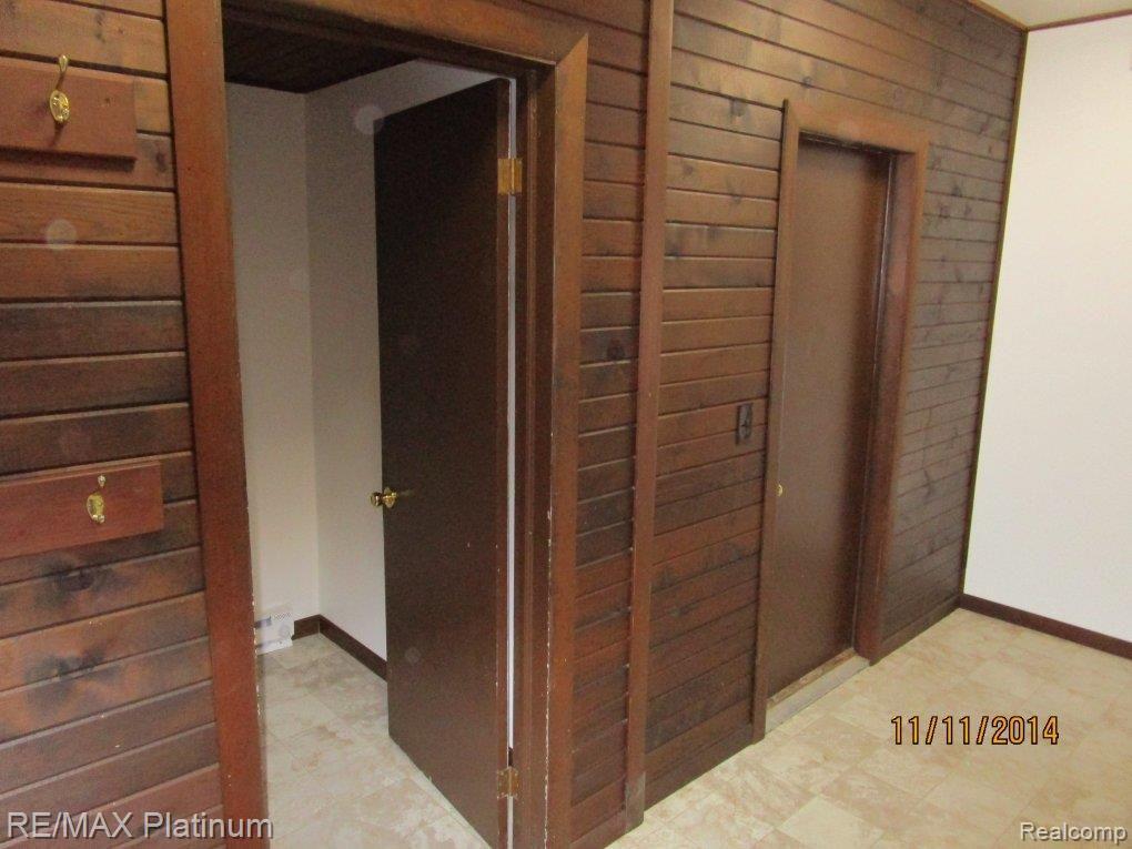 7210 Crofoot Road Fowlerville, MI 48836 - Photo 17 of 40 utility.jpg