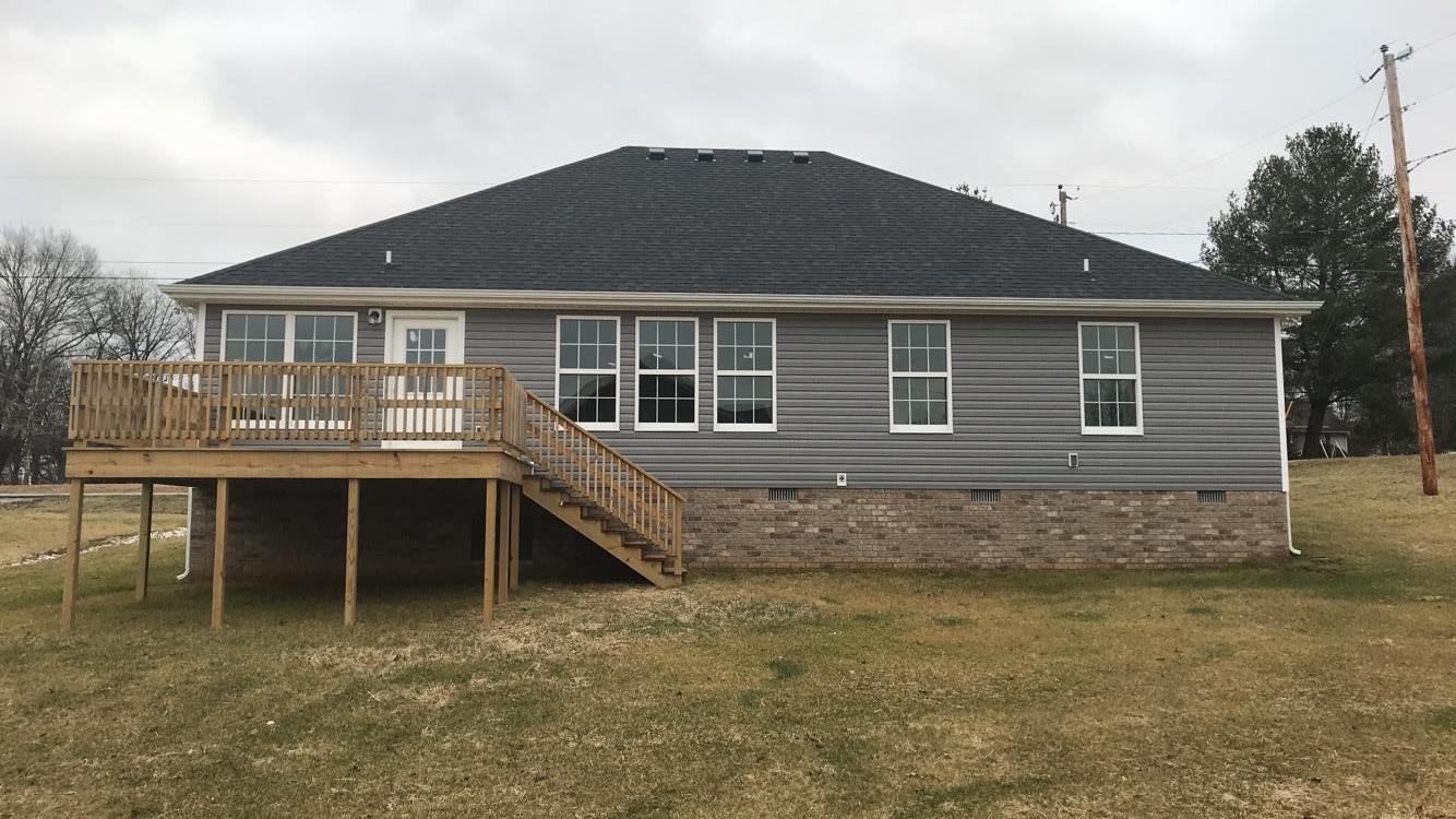 426 Woodrow Street Manchester, TN 37355 - Photo 2 of 4