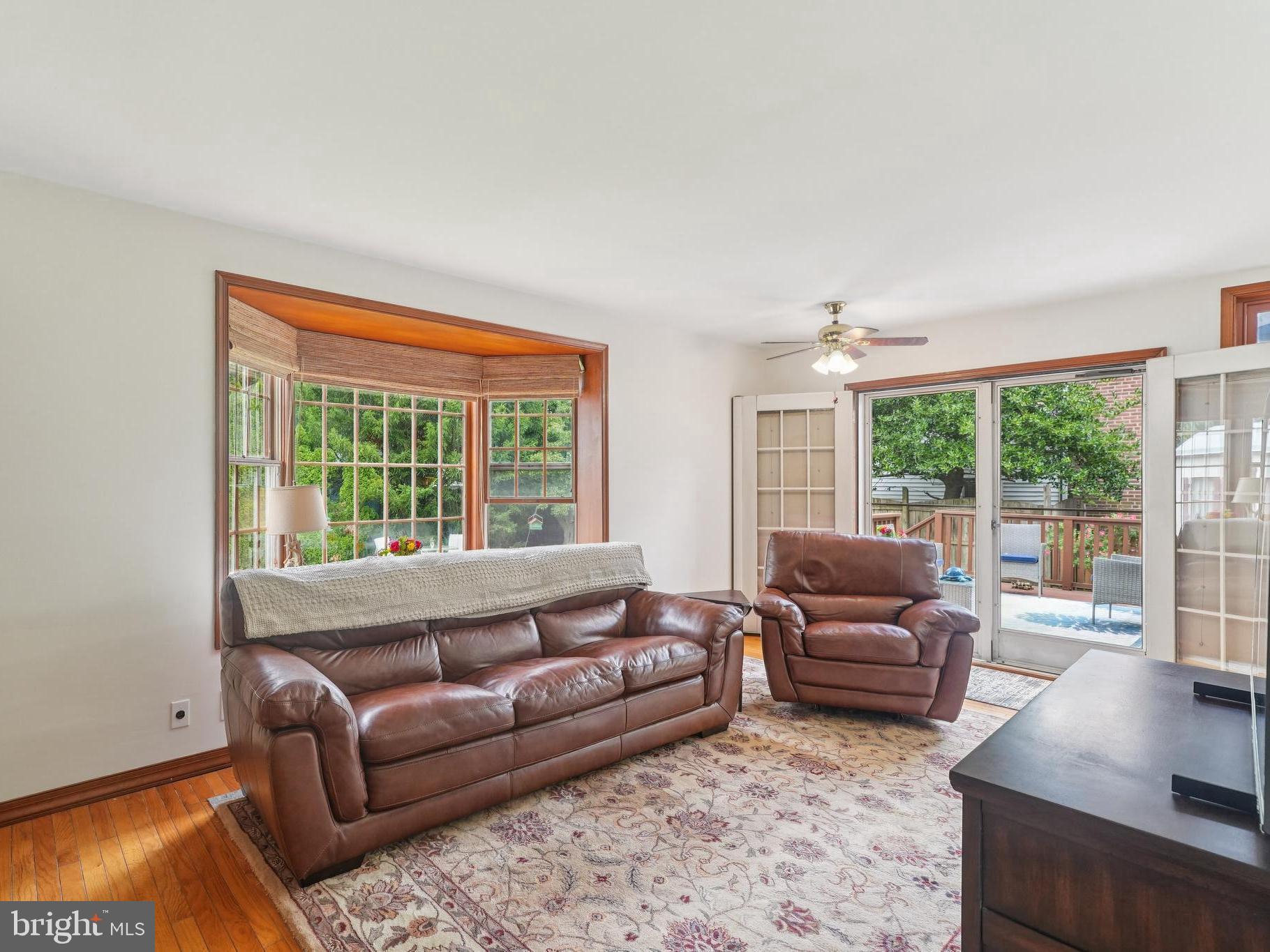 609 Boyer Road Cheltenham, PA 19012 - Photo 6 of 24 a living room with furniture and a large window
